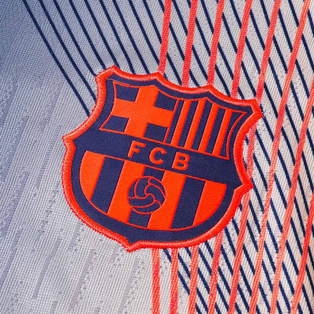 Barcelona 1/4 Zip Tracksuit 2025/26 Black&Orange - Image 17